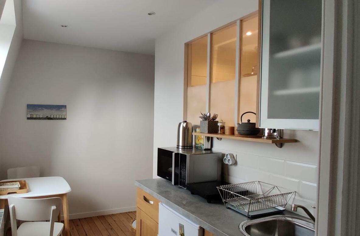Studio "Gris Galet" Au 2Eme Etage, A 200M De La Plage กาเยอ-ซูร์-แม ภายนอก รูปภาพ